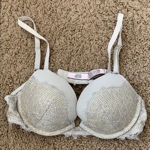 Victorias Secret bra